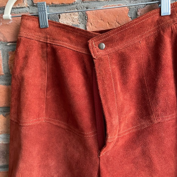 Vintage Suede Gauchos - Picture 3 of 11